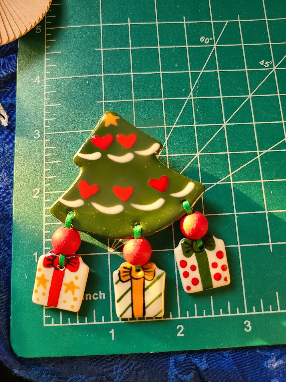 Hand Crafted Green Christmas Tree Brooch with Red Hearts and Multicolor Gifts